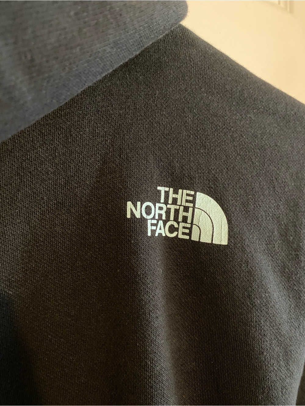 The North Face Hoodie Size Medium - Picture 5 of 5
